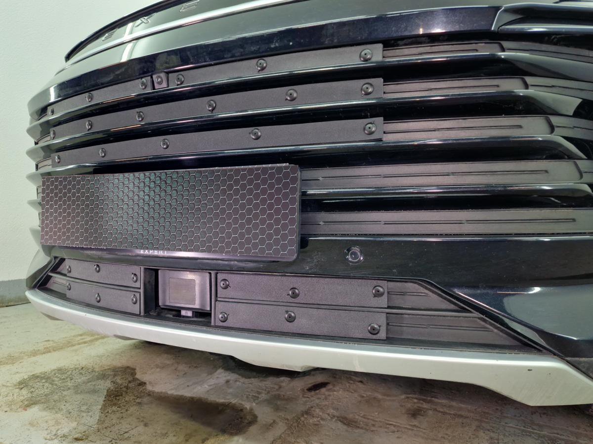 Зимняя заглушка радиатора к съемной сетке низ (4 части) для EXEED TXL I Рестайлинг 1