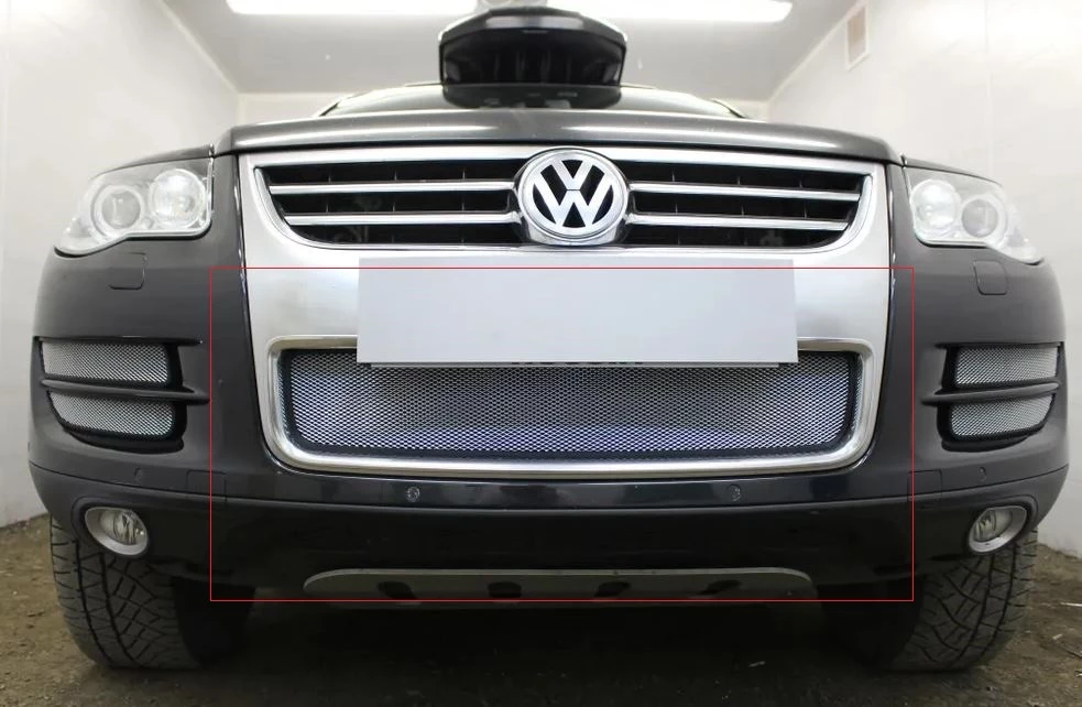 Защитная сетка радиатора боковые 4 части для Volkswagen Touareg I Рестайлинг