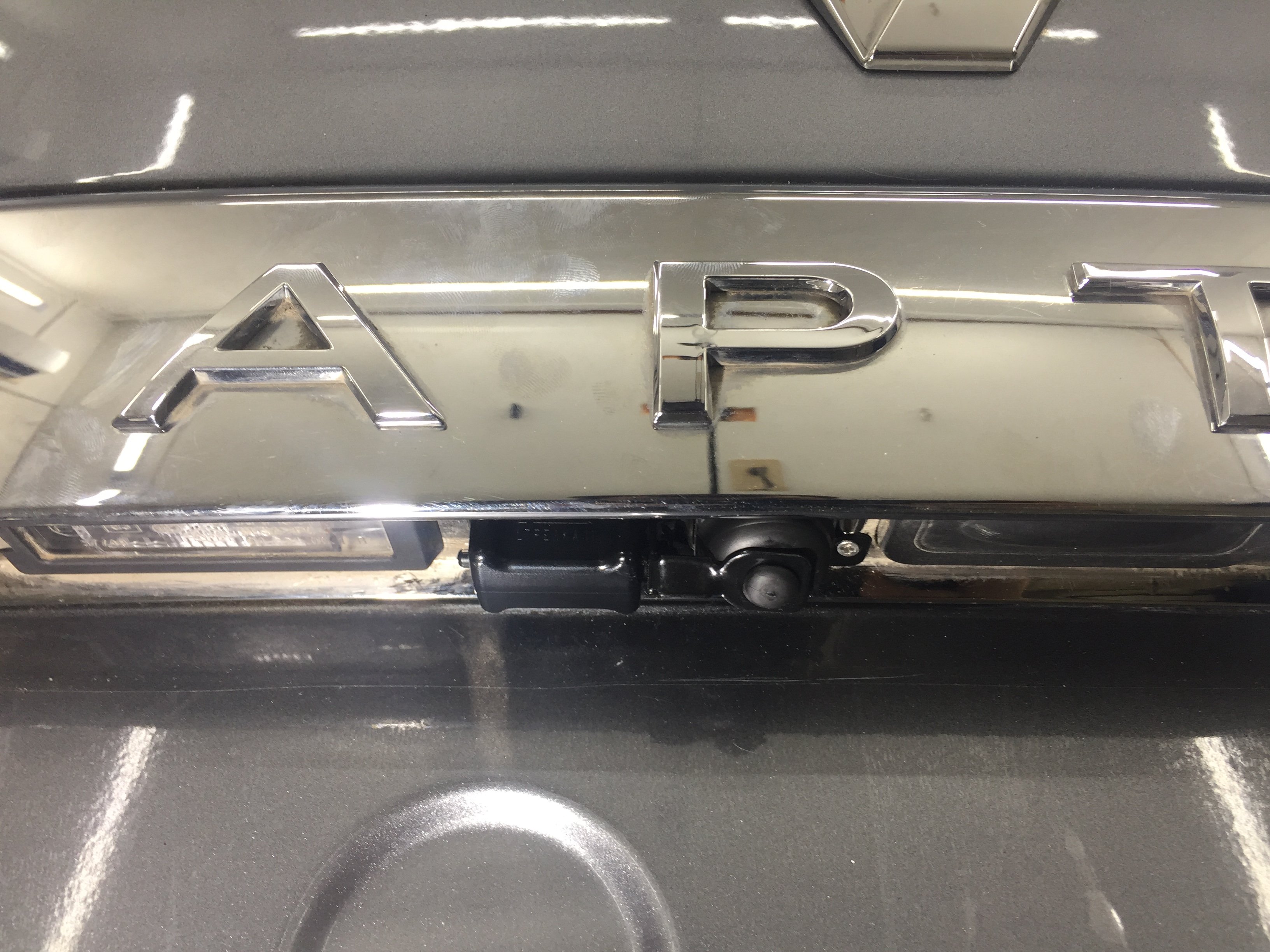 Защита камеры заднего вида для Renault Kaptur I