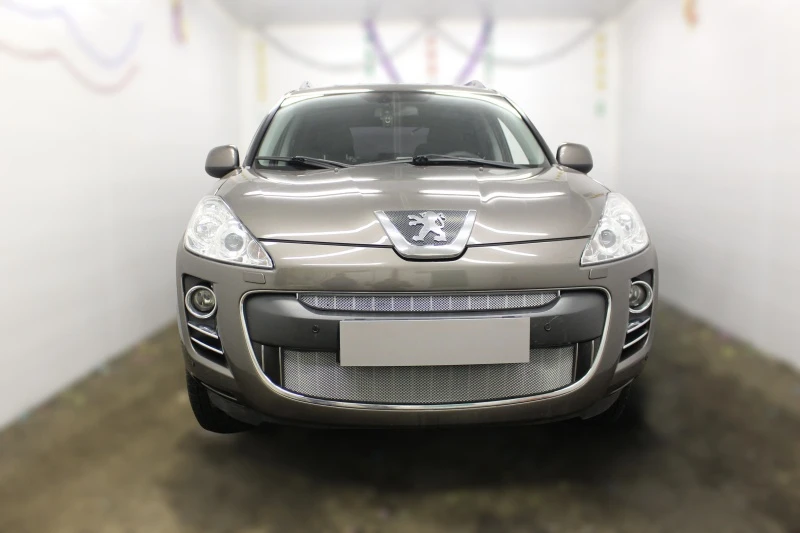 Комплект сеток chrome верх и низ для Peugeot 4007 Хром Стрелка 11 PEU4007.top.chrome-PEU4007.bot.chrome