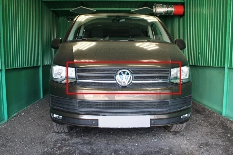 Защитная сетка радиатора верх 6 частей для Volkswagen Multivan T6 Черный Стрелка 11 WVT6.top.black