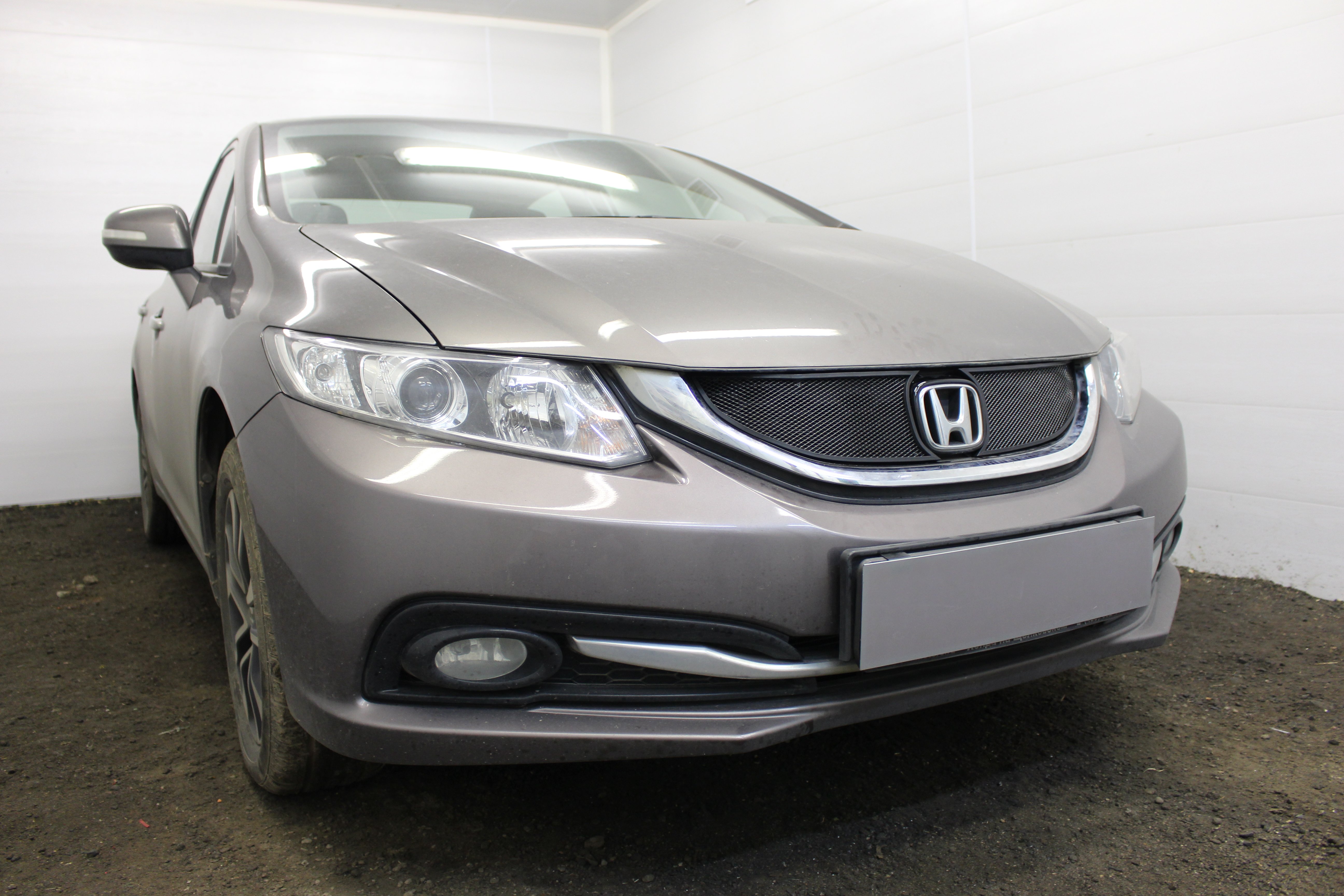 Защитная сетка радиатора для Honda Civic IX Рестайлинг