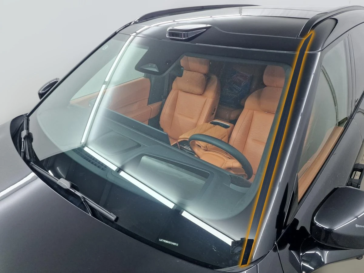 Водосток лобового стекла Премиум для Lynk&Co 900 I Черный Стрелка 11 VP.245