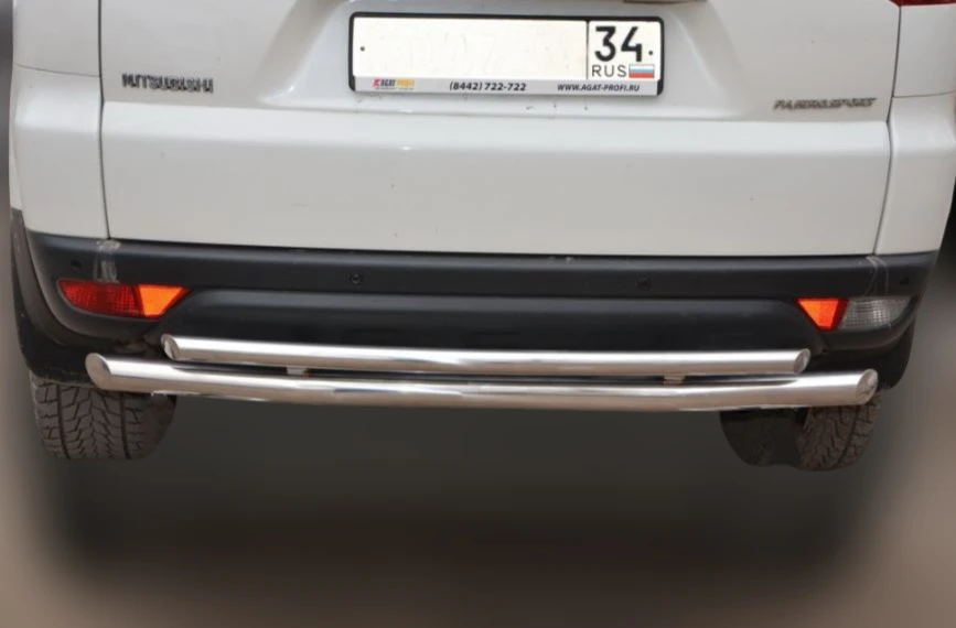 Защита заднего бампера двойная d60/42 мм для Mitsubishi Pajero Sport II  Юко MSPS.08.16