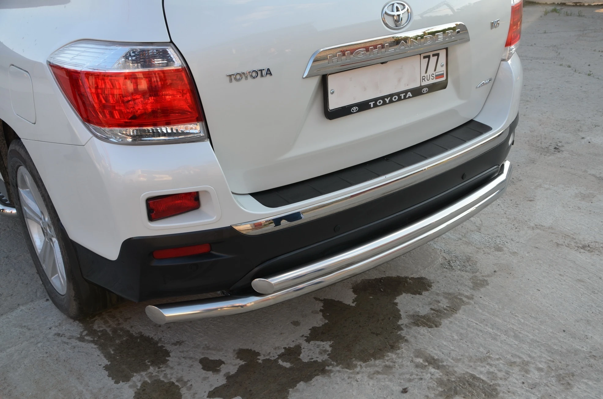 Защита заднего бампера двойная d60/53 мм для Toyota Highlander II (U40) Рестайлинг  Юко THL.10.26-1