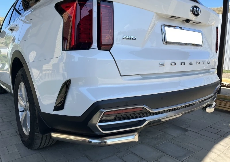 Защита заднего бампера угловая d60 мм для Kia Sorento IV  Юко KSRMQ4.20.18