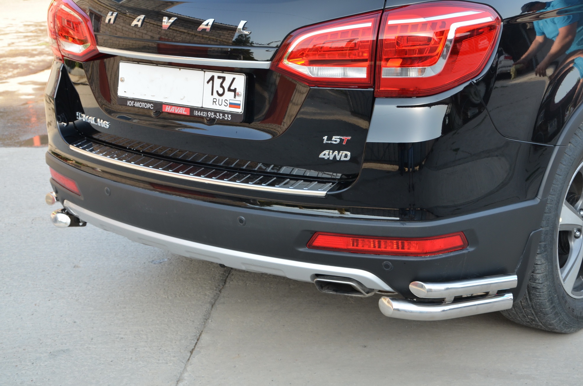 Защита заднего бампера угловая двойная d60/42 мм для Haval H6