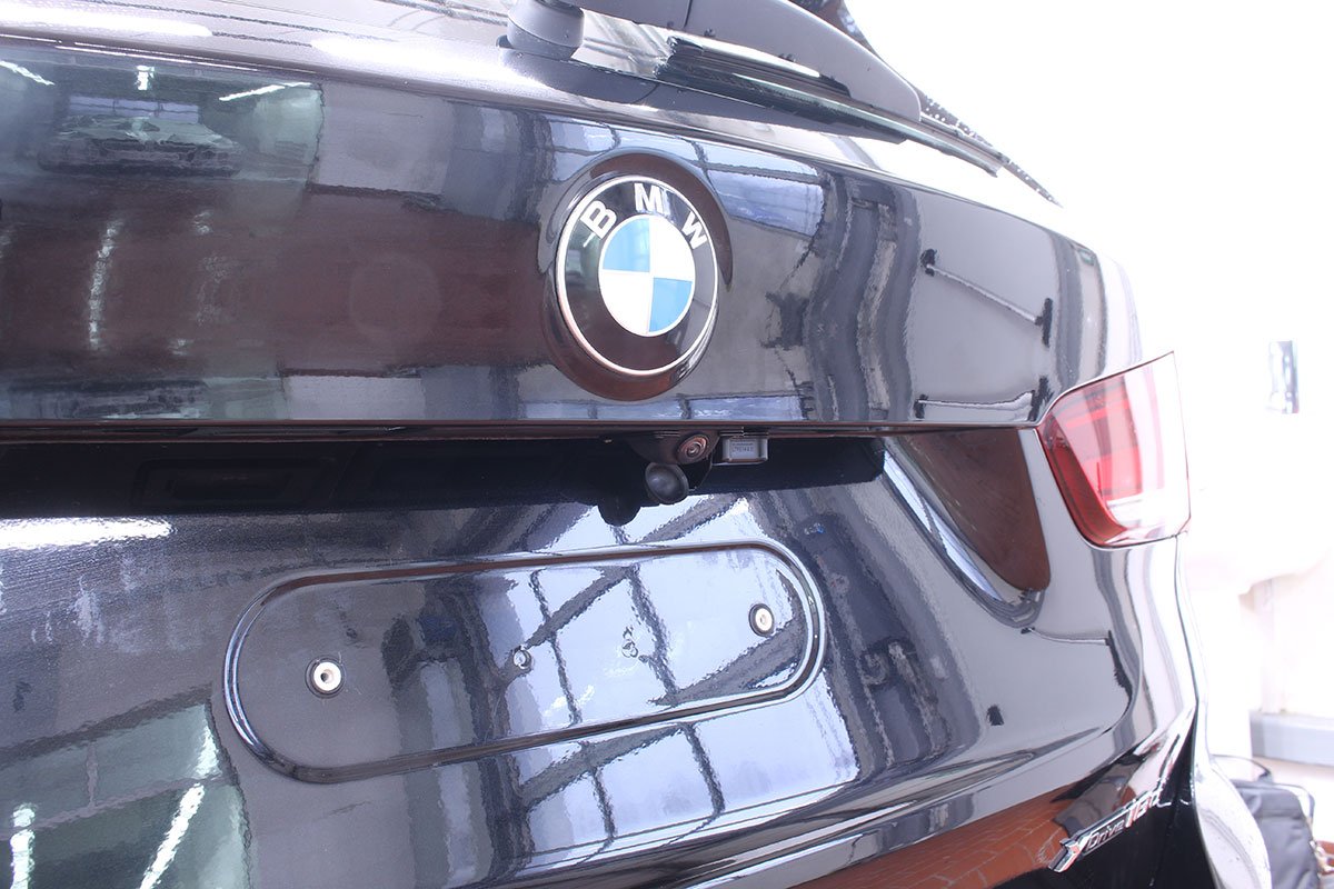 Защита камеры заднего вида для BMW X1 II (F48) Рестайлинг