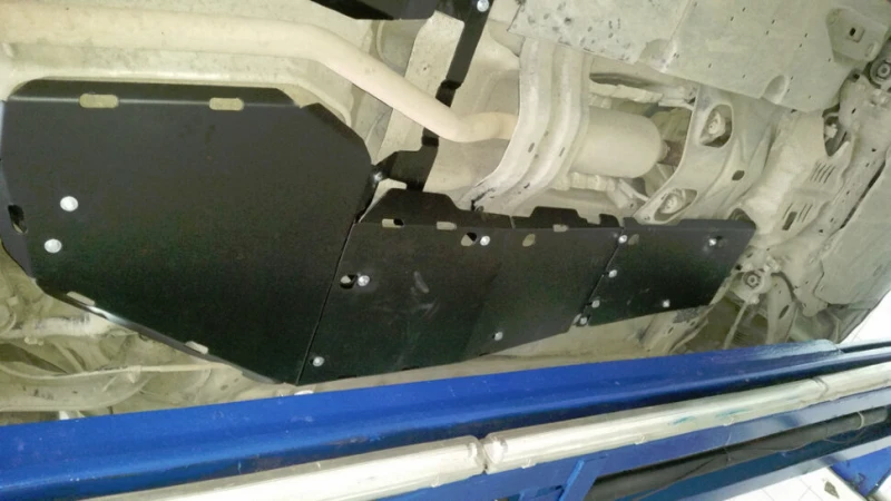 Защита топливопровода (2 части) для Mazda CX-5 II Черный Alfeco ALF1319ST