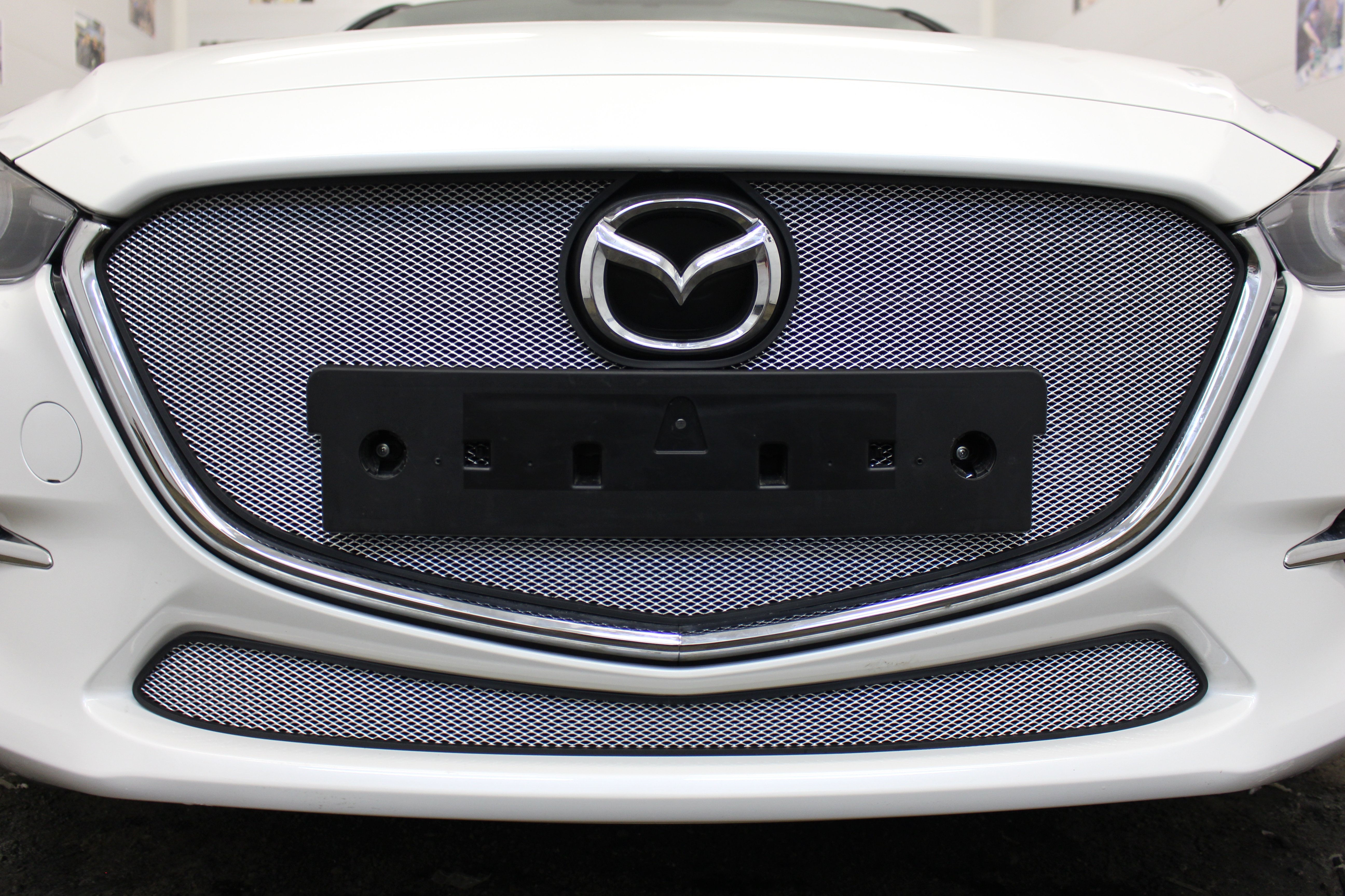 Комплект сеток chrome верх и низ для Mazda 3 III (BM) Рестайлинг