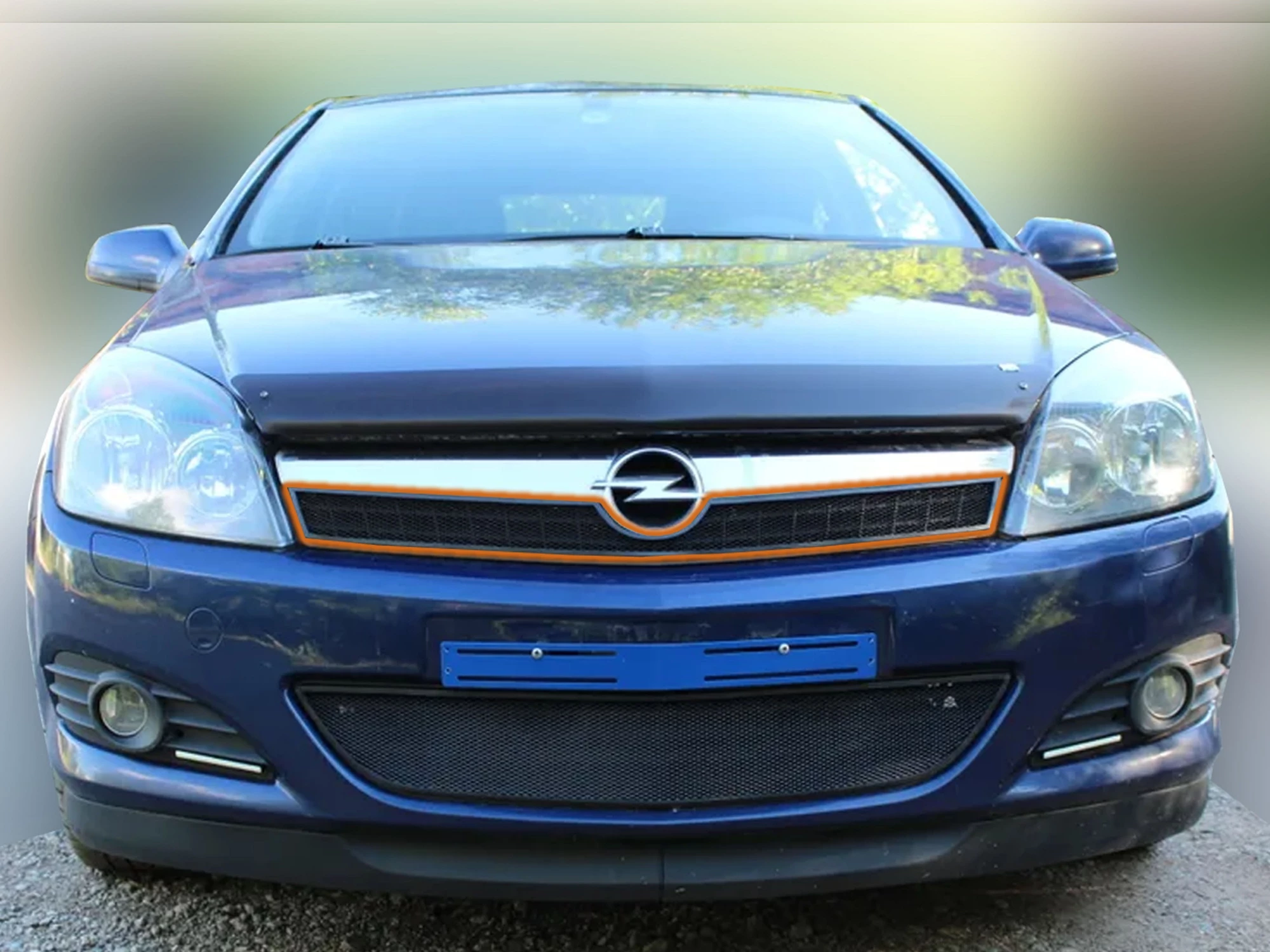 Защитная сетка радиатора верх для Opel Astra H Рестайлинг