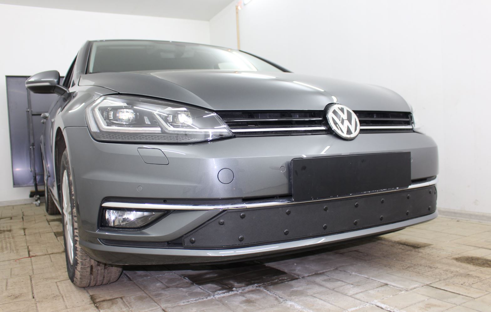 Зимняя заглушка радиатора к съемной сетке для Volkswagen Golf VII Рестайлинг