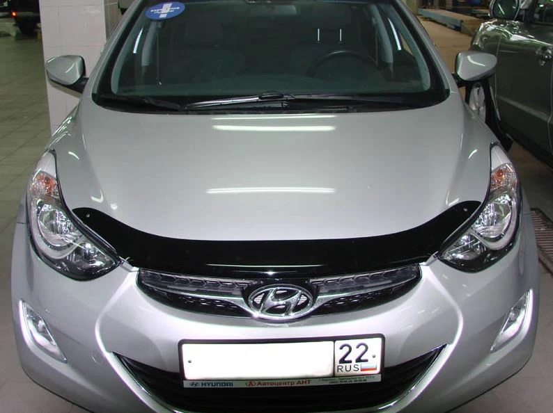 Дефлектор капота темный для Hyundai Elantra V (MD)  SIM NLD.SHYELA1112