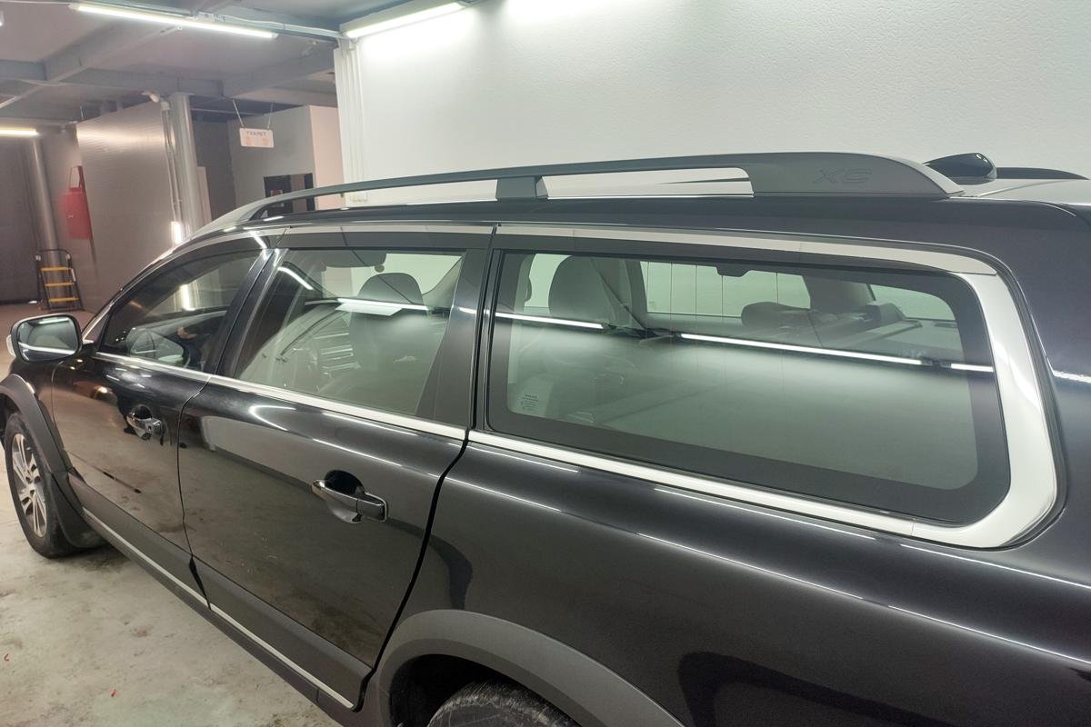 Дефлекторы окон с хром накладками 2D 6 шт для Volvo XC70 II Рестайлинг