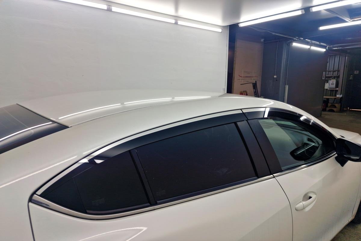 Дефлекторы окон 2D с хром накладками 4 шт. для Mazda 3 III (BM) Рестайлинг