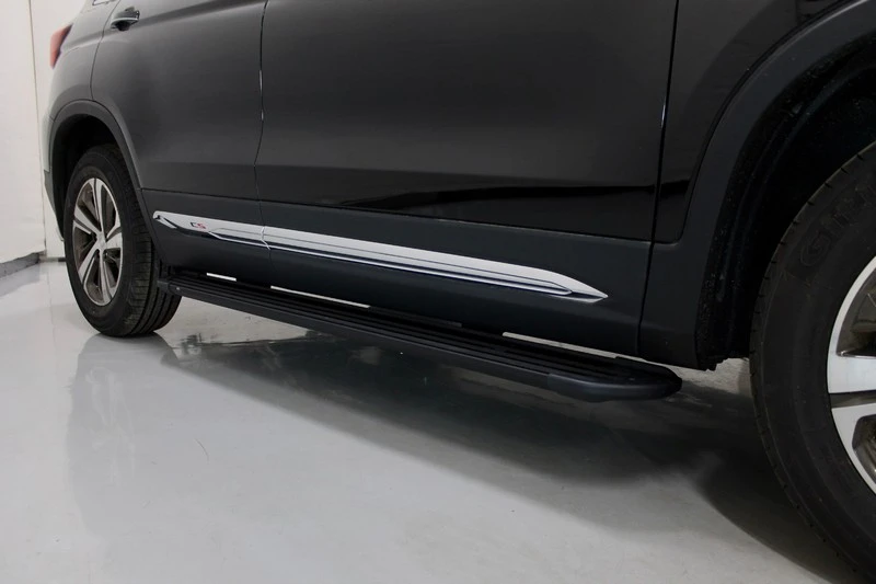 Пороги алюминиевые "Slim Line Black" 1720 мм для Changan CS75 I Рестайлинг Черный ТСС CHANCS7520-25B