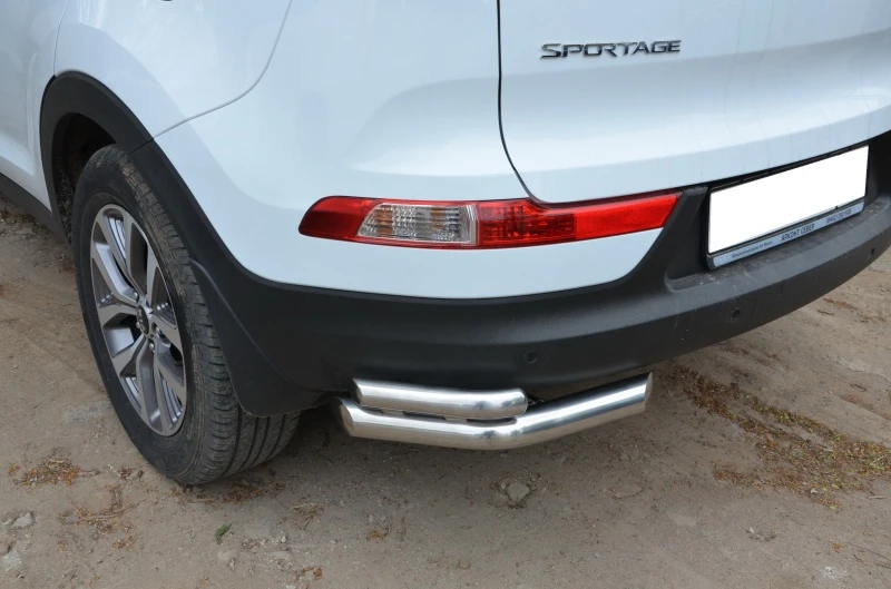 Защита заднего бампера угловая двойная d60/42 мм для Kia Sportage IV Рестайлинг  Юко KSP.18.20