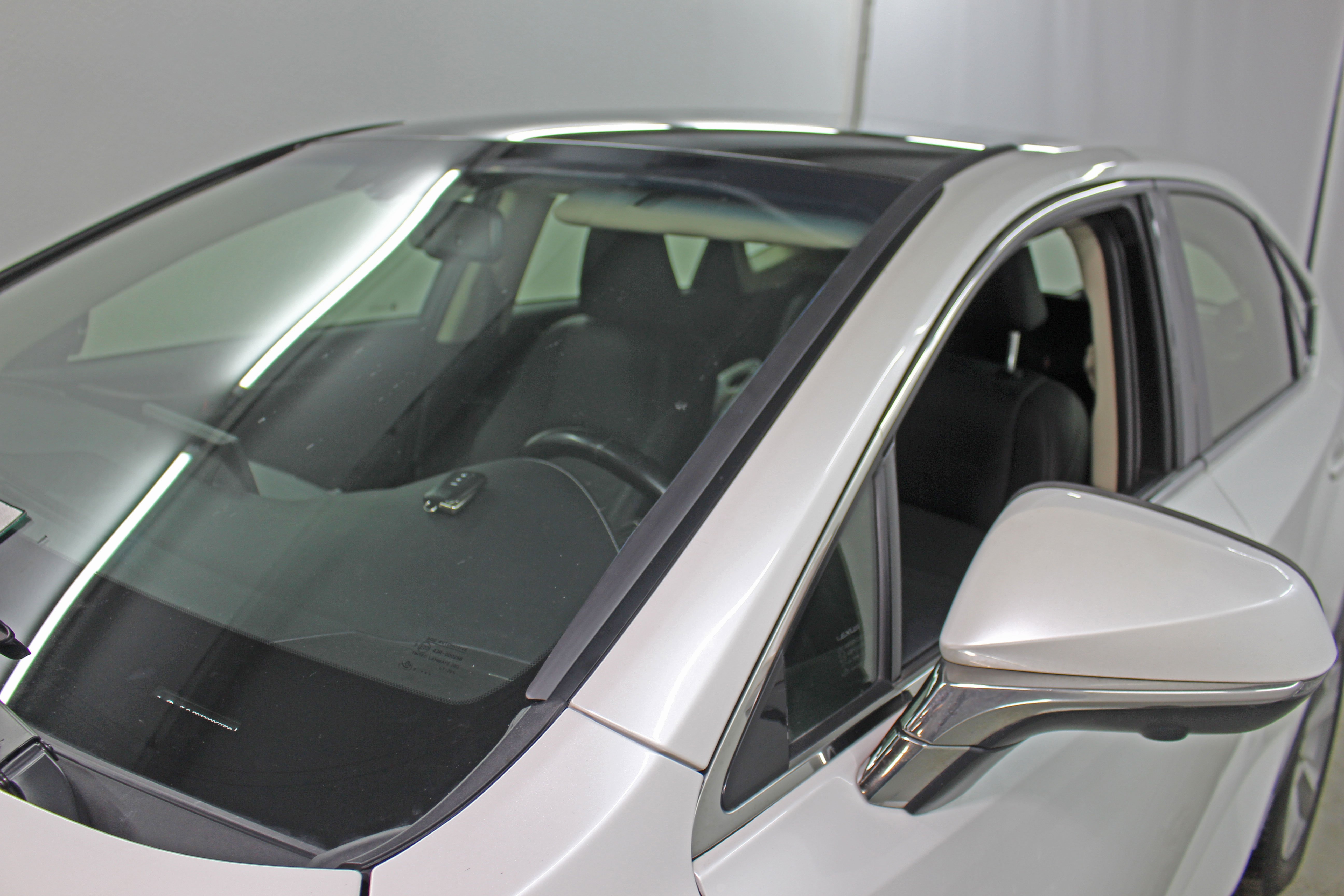 Дефлектор (водосток) лобового стекла для Lexus NX I Рестайлинг