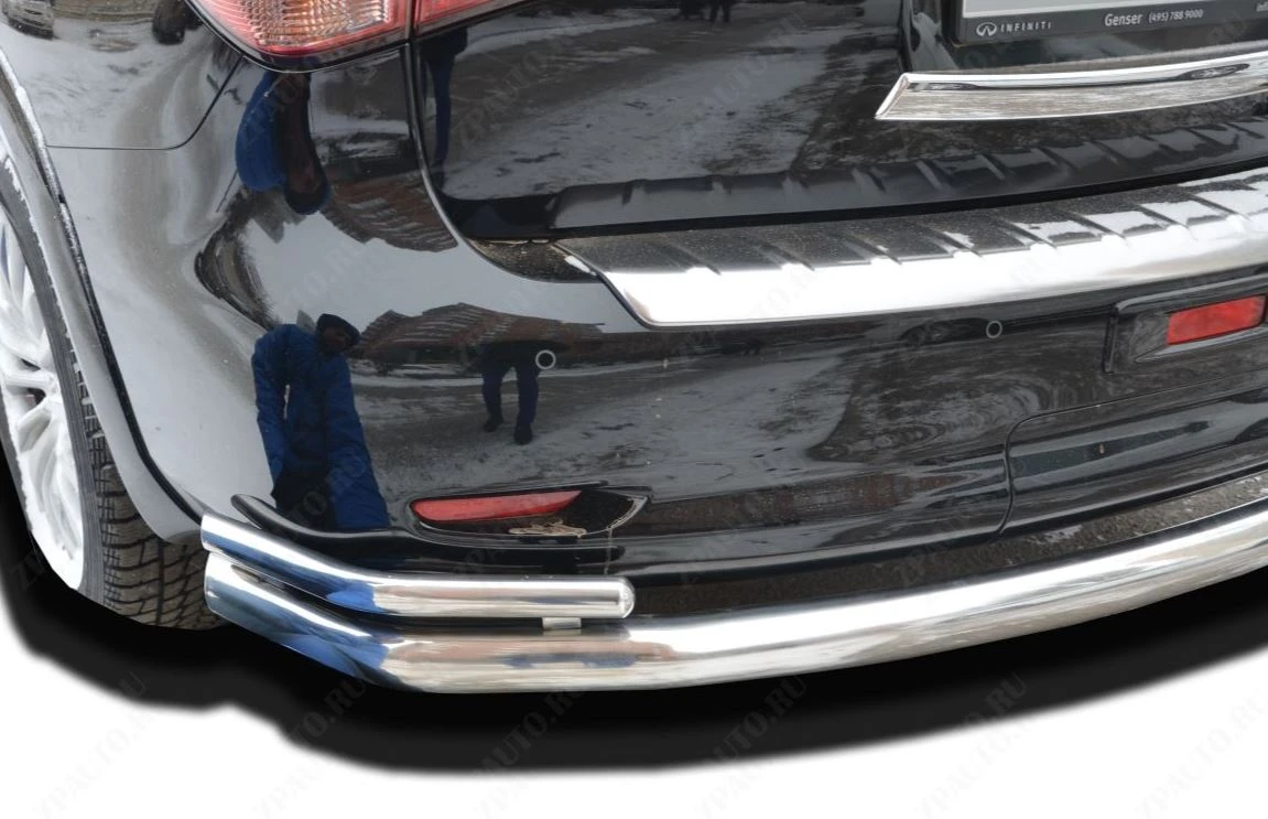 Защита заднего бампера угловая большая двойная d76/42 мм для Infiniti QX56 II  Юко IQX.11.21