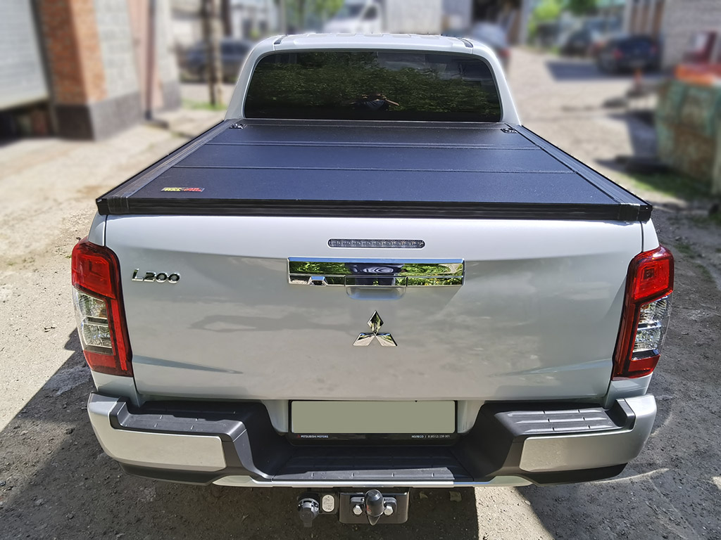 Крышка HAL 4-х секционная 4S PRO для Fiat Fullback I