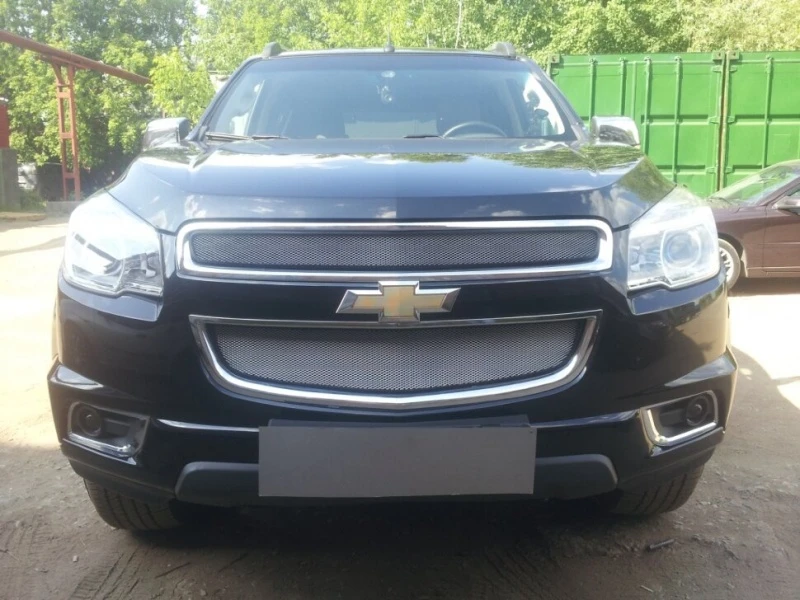 Защитная сетка радиатора низ для Chevrolet TrailBlazer II Хром Стрелка 11 CHTB13.bot.chrome