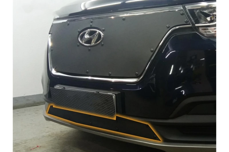 Зимняя заглушка радиатора к съемной сетке низ для Hyundai H-1 II Рестайлинг 2 Черный Стрелка 11 HH117.bot