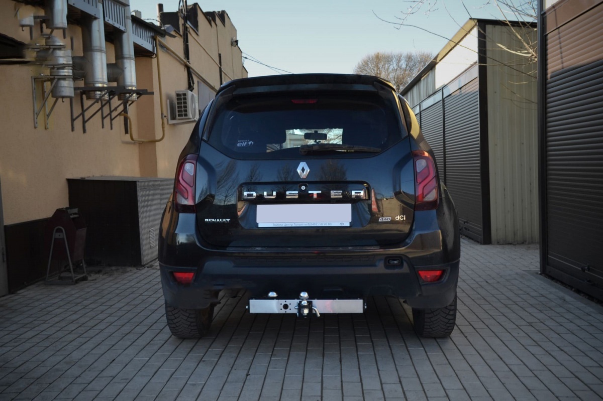 Фаркоп Pt group с типом шара E с нерж.накладкой для Renault Duster I Рестайлинг