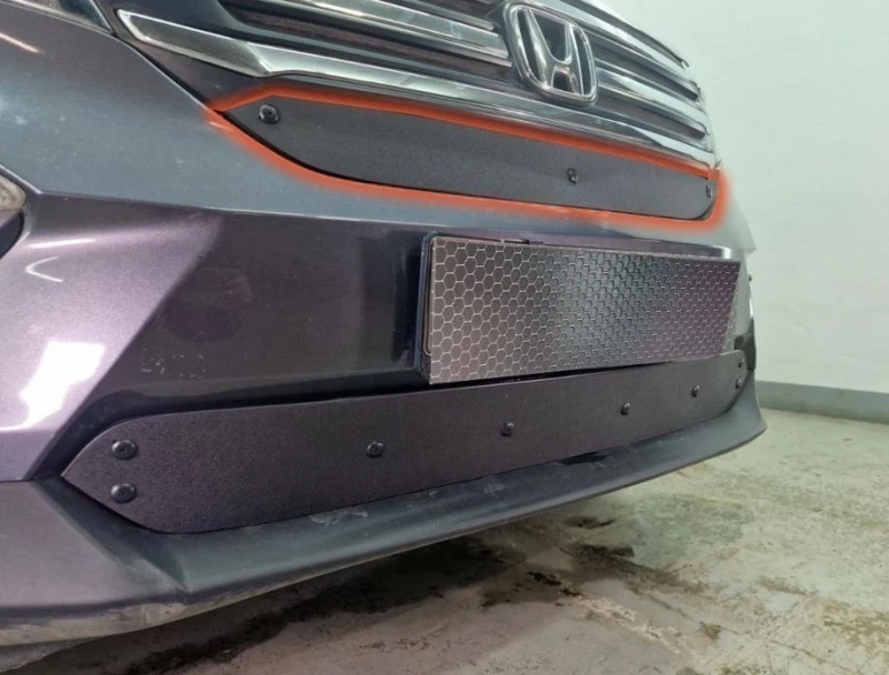Зимняя заглушка радиатора к съемной сетке верх для Honda Pilot III  Стрелка 11 HPIL15.top
