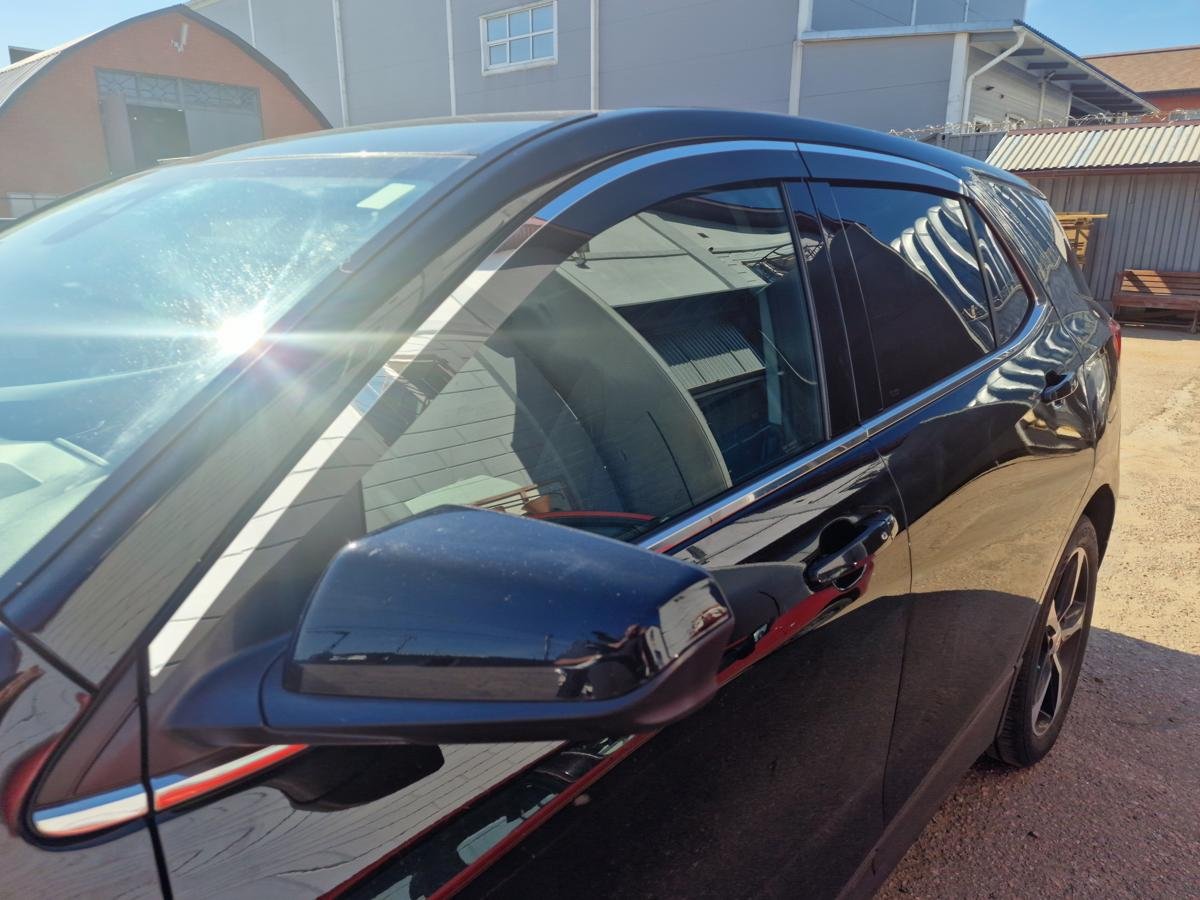 Дефлекторы окон 2D с хром накладками 4 шт. для Chevrolet Equinox III
