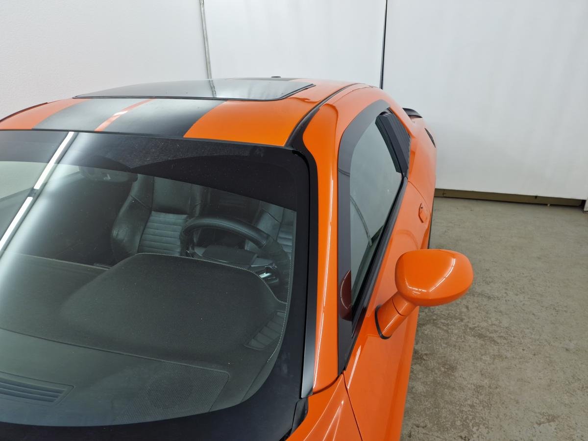 Водосток лобового стекла Премиум для Dodge Challenger III Рестайлинг 2