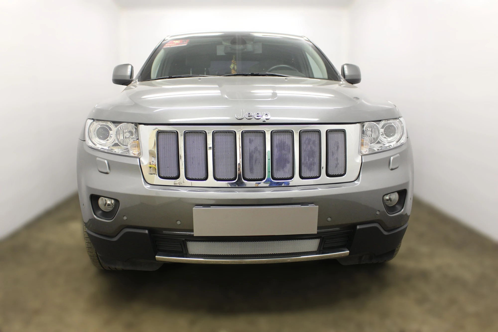 Комплект сеток chrome верх и низ для Jeep Grand Cherokee IV (WK2)