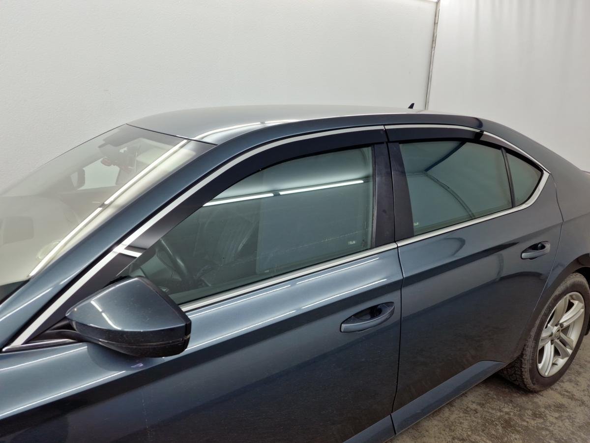 Дефлекторы окон 2D с хром накладками 4 шт. для Skoda Superb III Рестайлинг