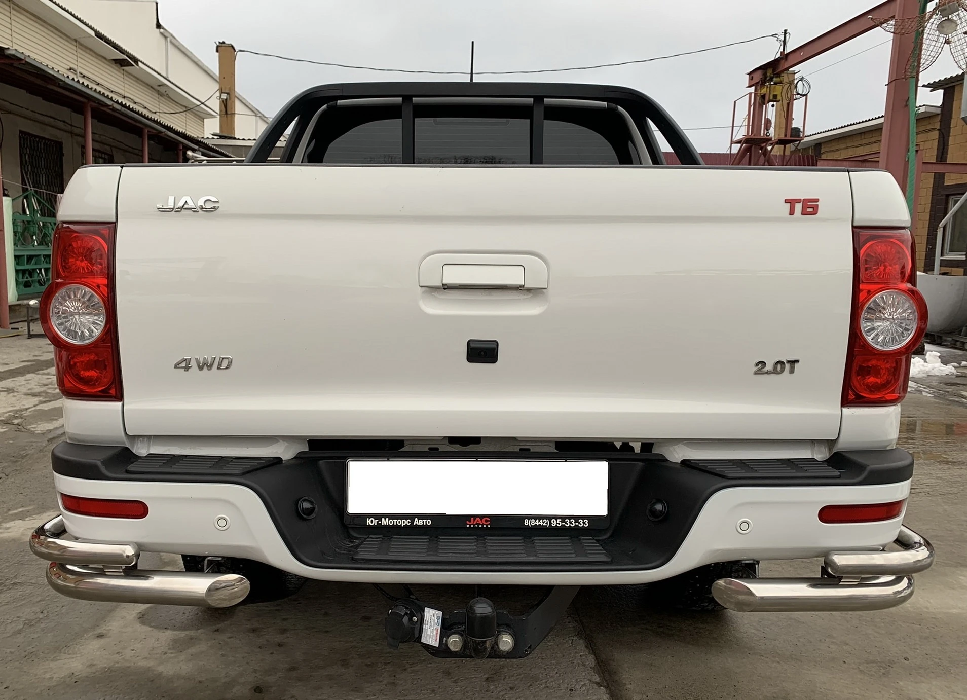 Защита заднего бампера угловая двойная d60/42 мм для JAC T6  Юко JAC.T6.20