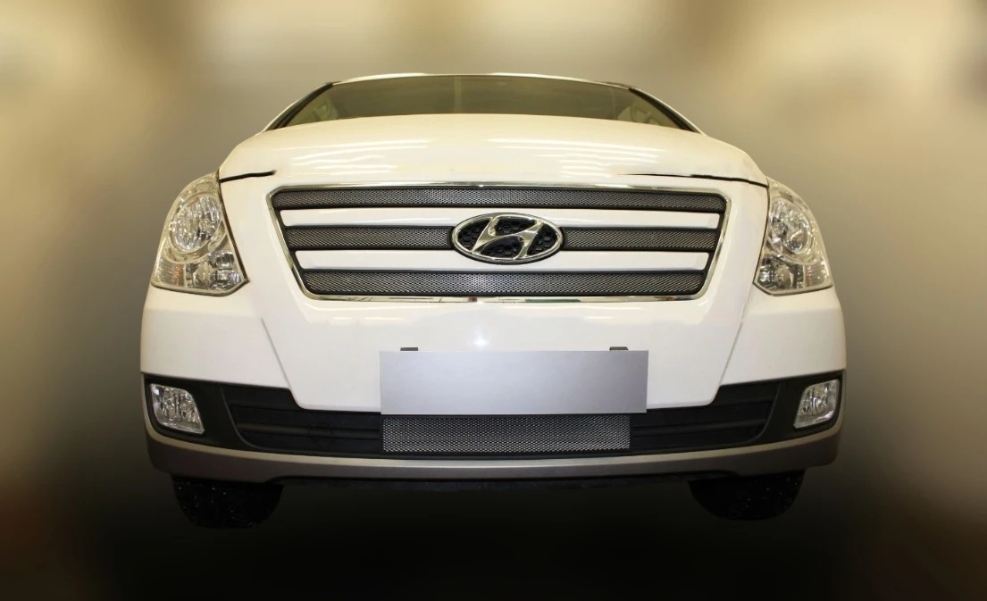 Комплект сеток chrome верх 4 части и низ для Hyundai H-1 (Starex) II Рестайлинг