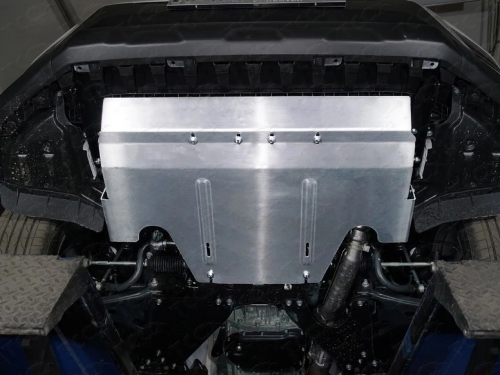 Защита картера большая для Subaru Forester V  ТСС ZKTCC00391