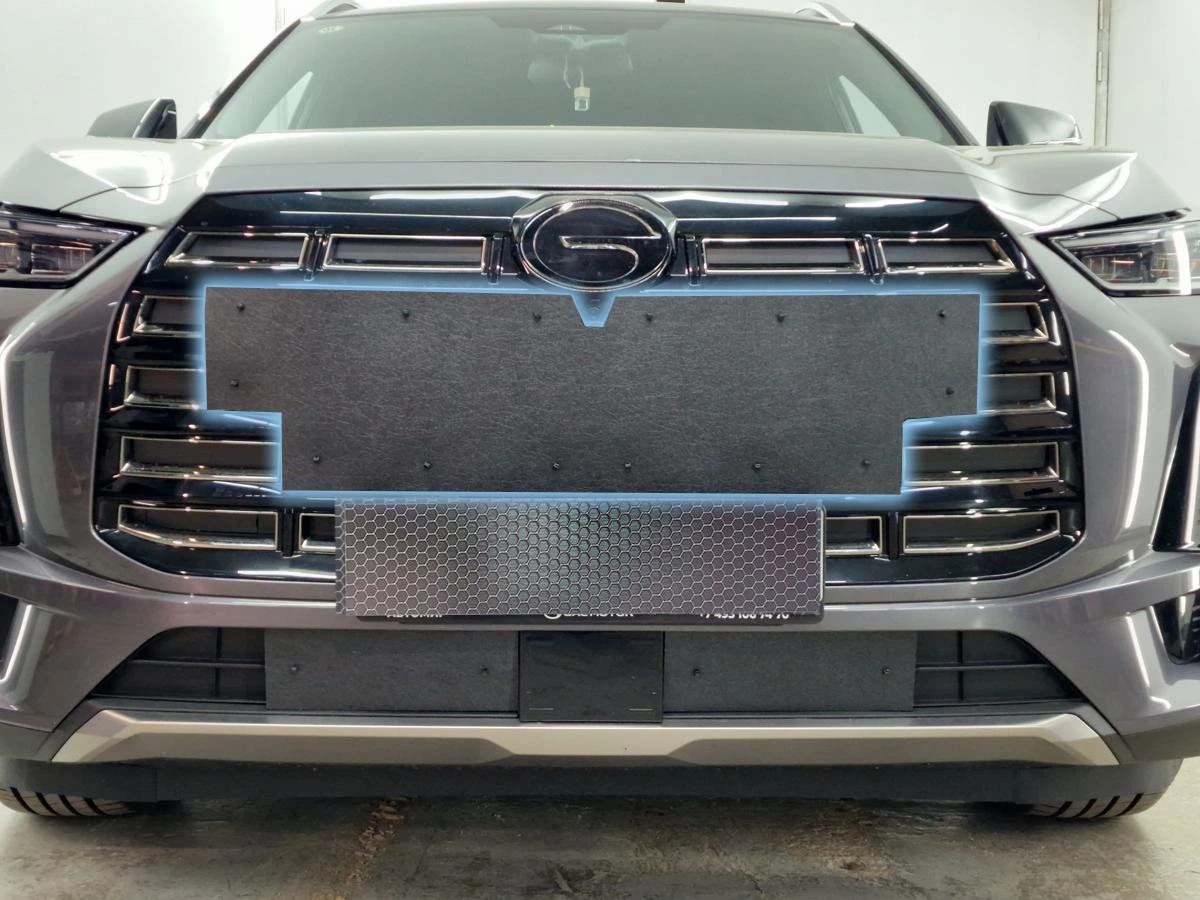 Зимняя заглушка радиатора на стяжке верх 2 части для GAC GS4 I