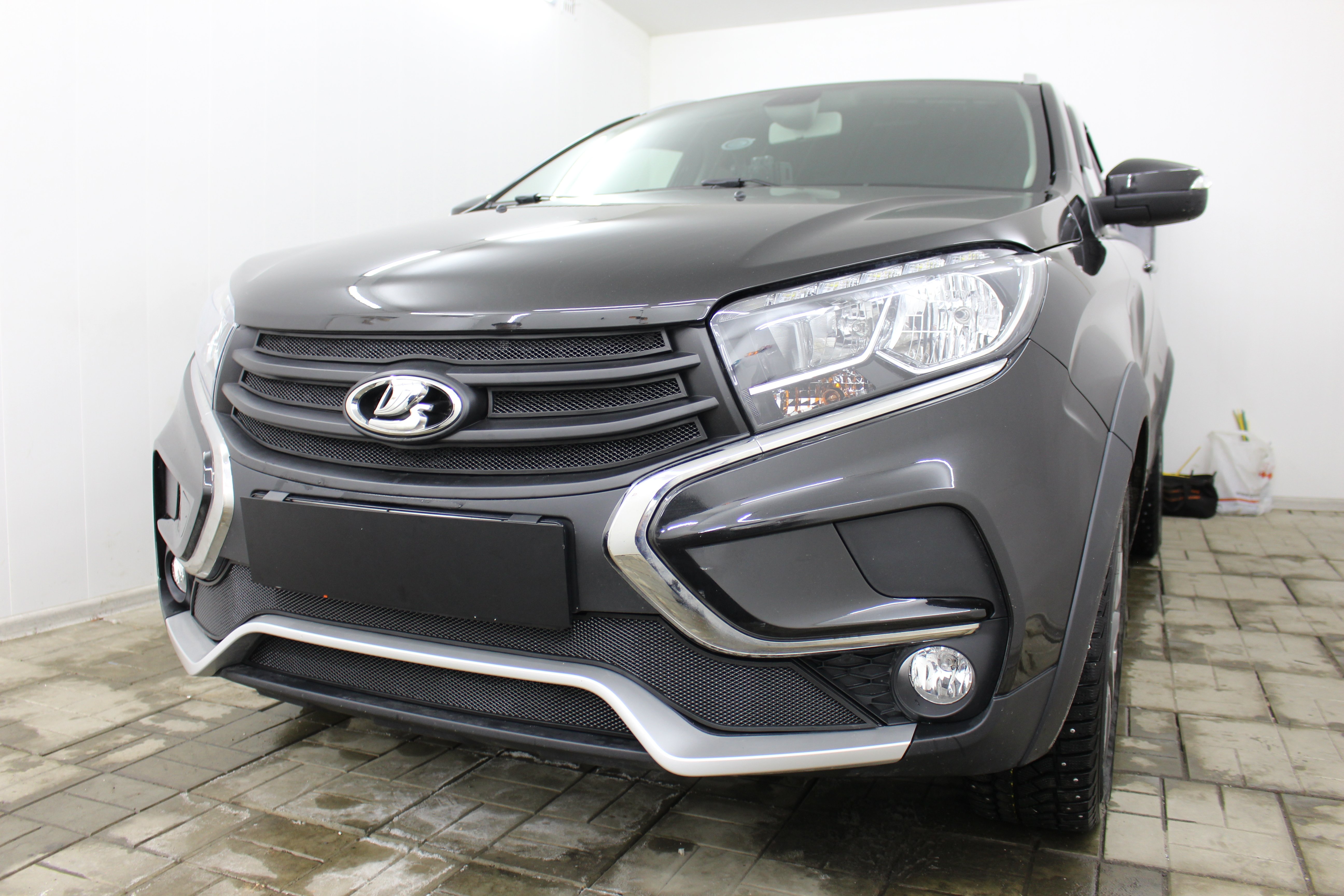 Защитная сетка радиатора низ 2 части для LADA (ВАЗ) XRAY I