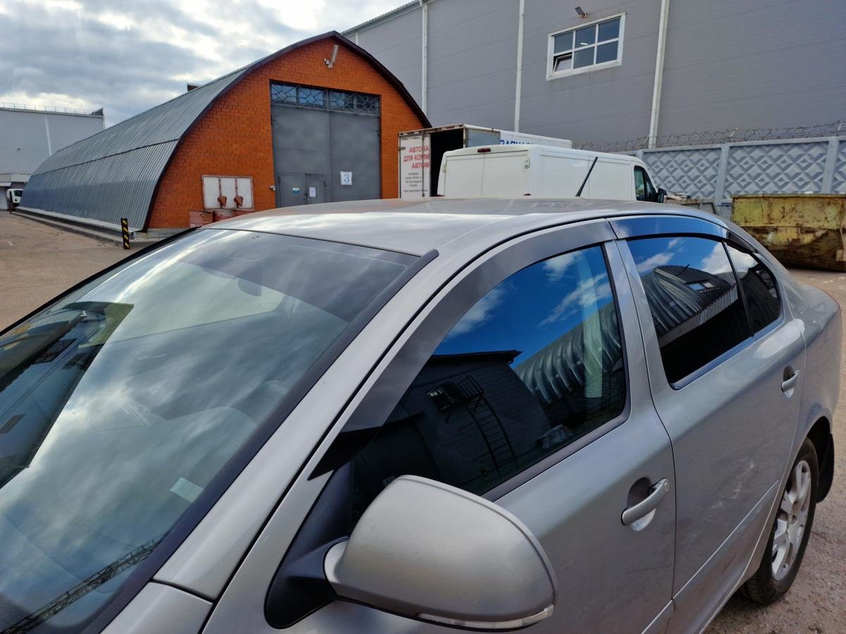 Дефлекторы окон 2D 4 шт для Skoda Octavia II (A5) Рестайлинг