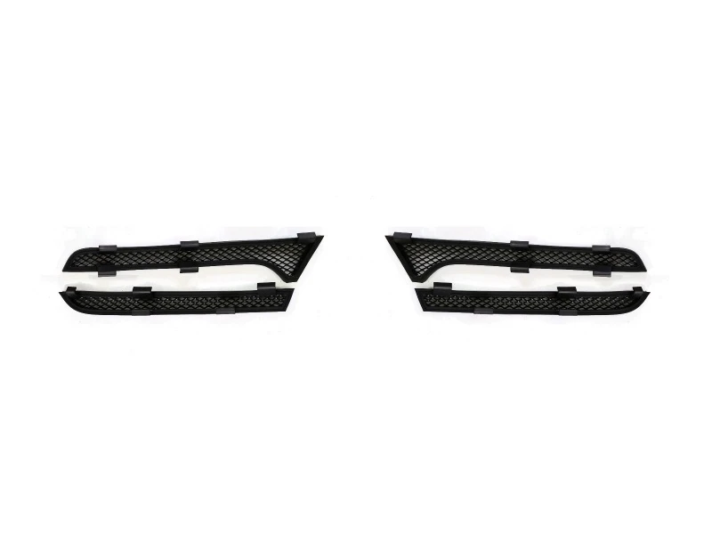 Защитная сетка радиатора верх 4 части для Mitsubishi Pajero Sport III Черный Стрелка 11 MITPS16.top.black