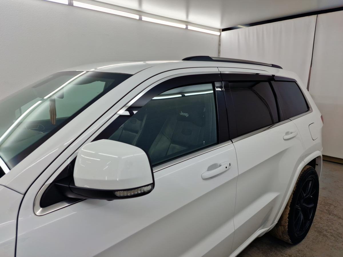 Дефлекторы окон 2D с хром накладками 6 шт. для Jeep Grand Cherokee IV (WK2) Рестайлинг 2