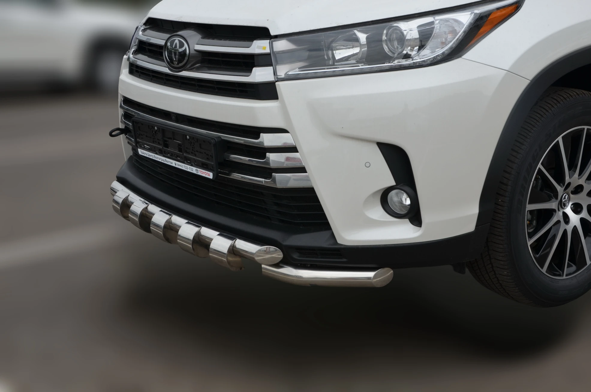 Защита переднего бампера G d60/60 мм для Toyota Highlander III (U50) Рестайлинг  Юко THL.17.05