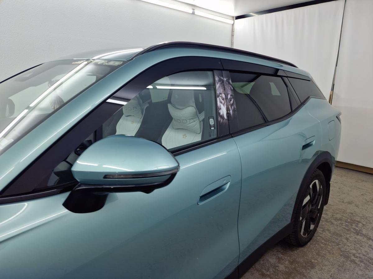 Дефлекторы окон 2D 6 шт. под наклоном для Omoda C7 I