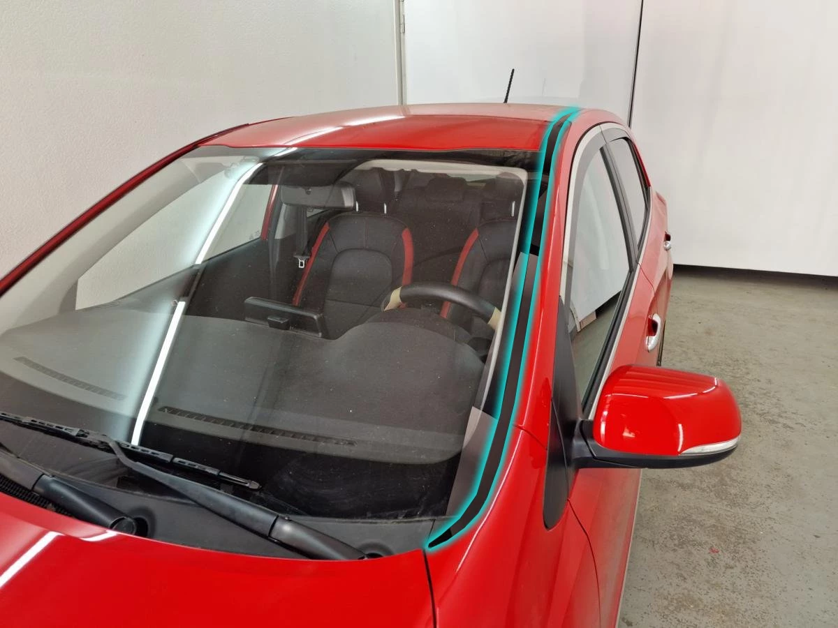 Водосток лобового стекла Премиум для Kia Picanto III Рестайлинг