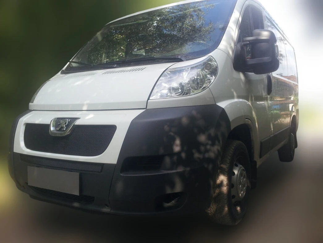 Комплект сеток black верх, центр, низ для Peugeot Boxer II Черный