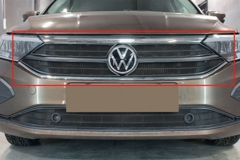 Защитная сетка радиатора верх 4 части для Volkswagen Polo VI Черный Стрелка 11 VWPOL20ORS.top.black