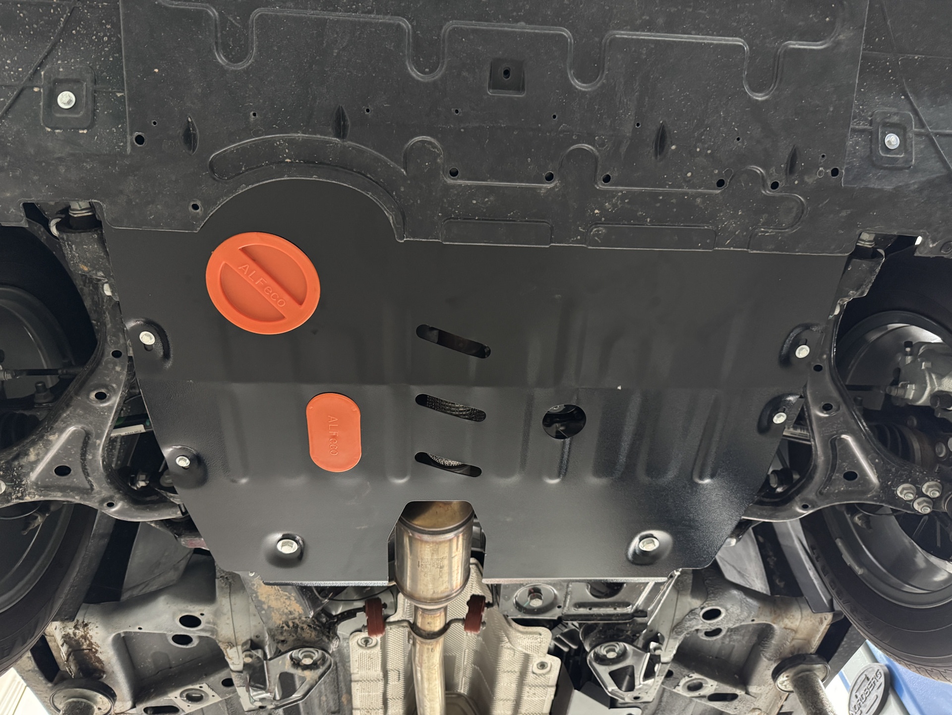 Защита картера и КПП для MG RX5 II