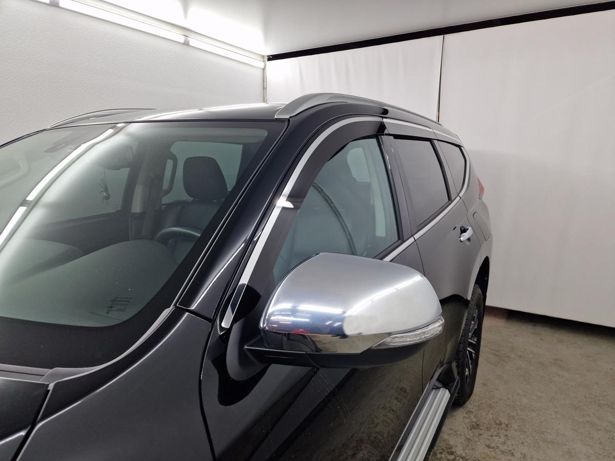 Дефлекторы окон с хром накладками 2D 6 шт для Mitsubishi Pajero Sport III