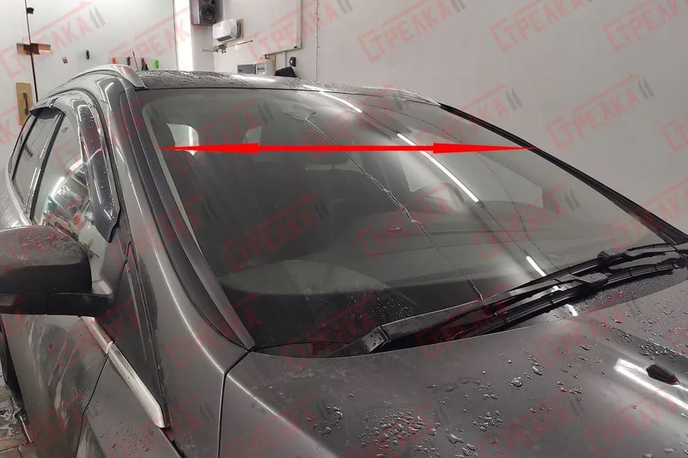 Дефлектор (водосток) лобового стекла для Ford Focus III