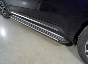 Пороги алюминиевые "Slim Line Silver" 2120 мм для Kia Carnival IV Серебрянный ТСС KIACAR21-32S