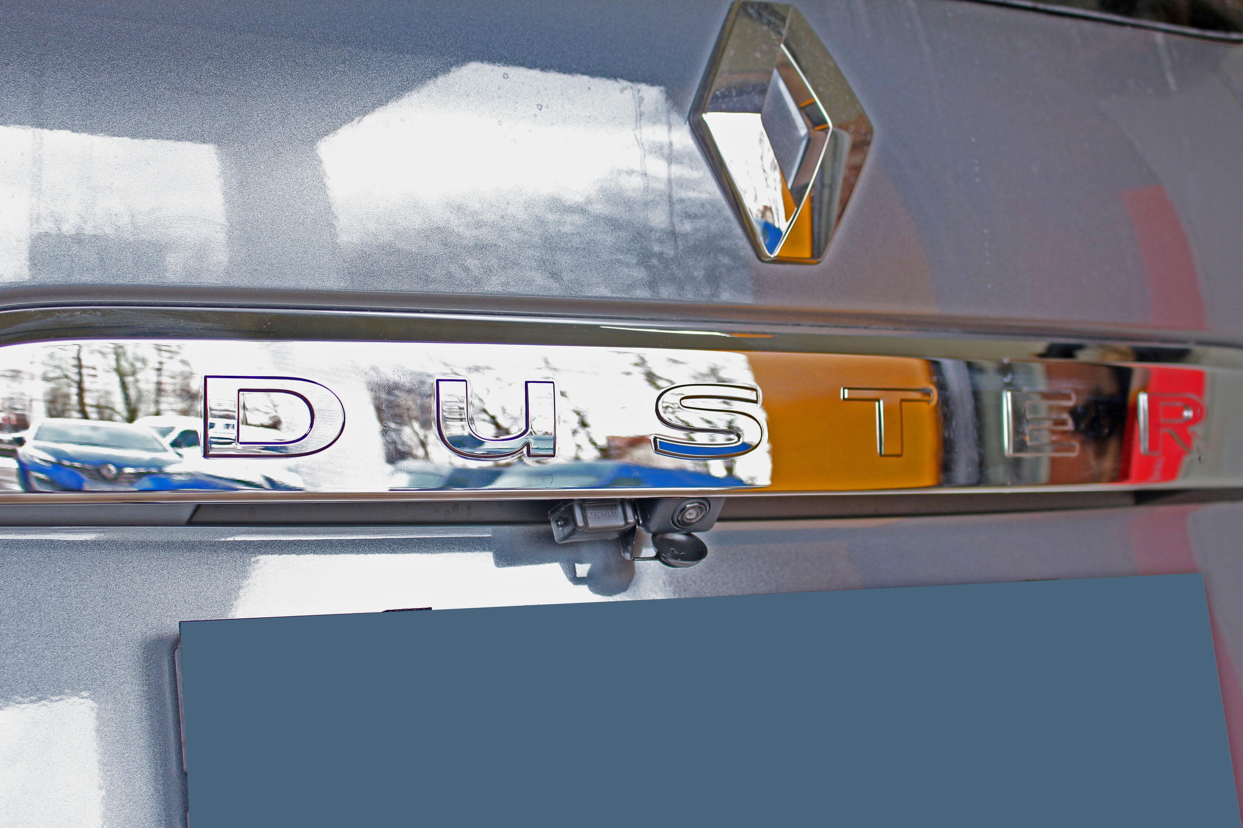 Защита камеры заднего вида для Renault Duster II